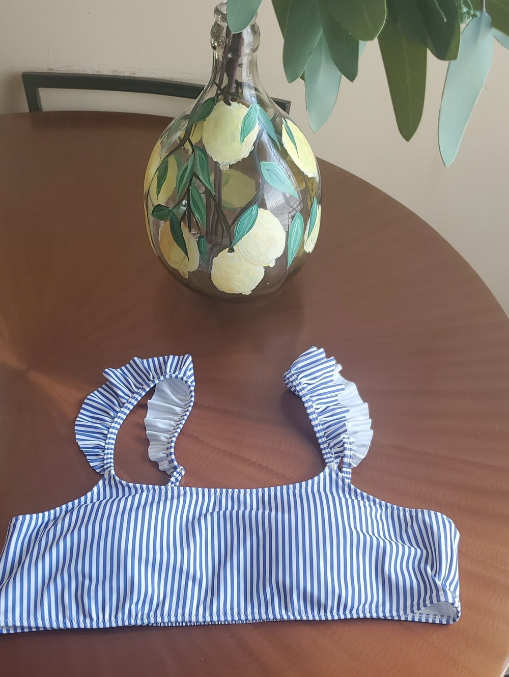 Vineyard Vines Womens  Blue & White Striped Ruffle Strap Swim Top